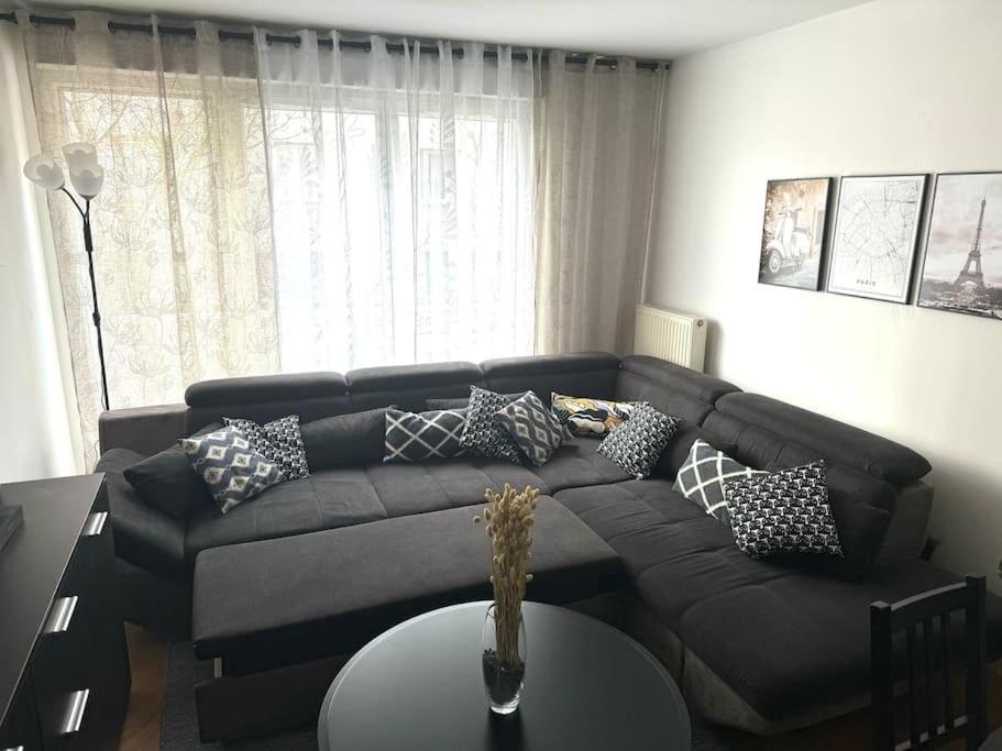 Charmant Appartement Aux Portes De Paris Asnieres-sur-Seine Ngoại thất bức ảnh